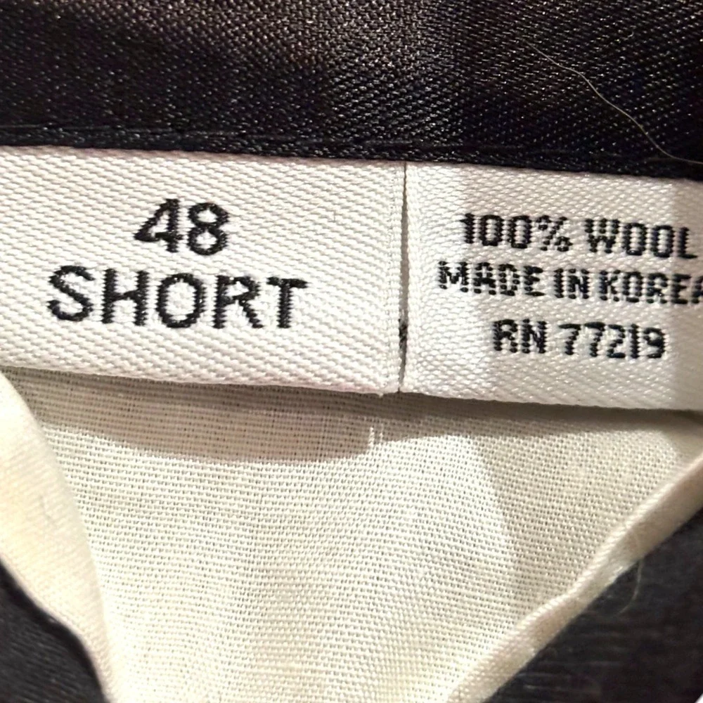 Joseph & Feiss Mens 100% Wool 2 Piece Suit Black 48 Short 46 Waist RN 77219 READ